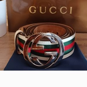 Authentic Men's Gucci GG webbelt, size 44. Waist size 42Size: Size 110/ 44